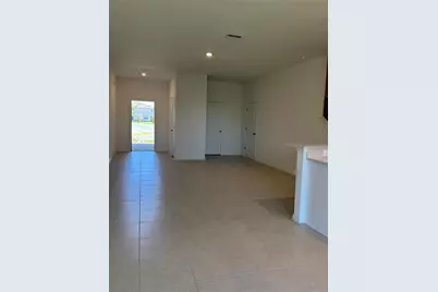 10911 65th Terrace E, Palmetto, FL 34221 - Photo 6