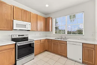 4994 Town Terrace N, Kissimmee, FL 34758 - Photo 10