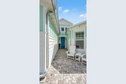 733 Margaritaville Avenue, Daytona Beach, FL 32124 - Photo 4