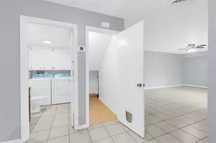 5382 Elm Ct, Orlando, FL 32811 - Photo 10