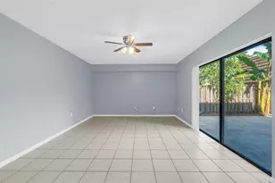 5382 Elm Ct, Orlando, FL 32811 - Photo 18