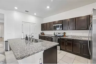 9454 Sanders Park Place, Seffner, FL 33584 - Photo 12