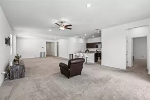 9454 Sanders Pk Pl, Seffner, FL 33584 - Photo 10