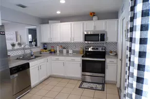 711 Wedge Ln, Poinciana, FL 34759 - Photo 20