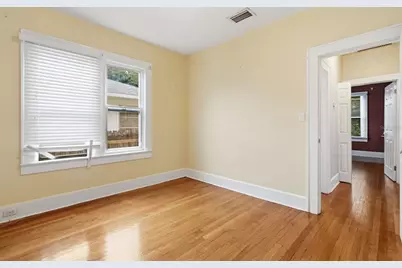 1311 21st Avenue N, Saint Petersburg, FL 33704 - Photo 20