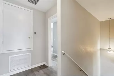 7041 Opal Drive, Largo, FL 33773 - Photo 10