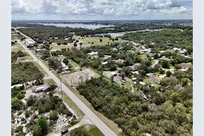 204 Hallmark Avenue, Lake Placid, FL 33852 - Photo 4