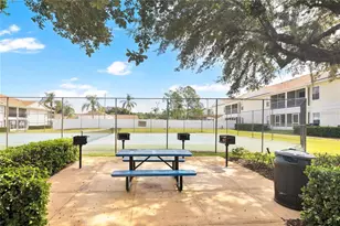 8810 Grand Palms Cir, Kissimmee, FL 34747 - Photo 36