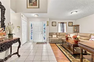 2818 Sheila Dr, Apopka, FL 32712 - Photo 4