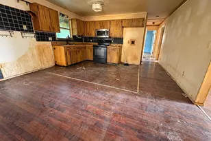 1825 Huggins Dr, Apopka, FL 32703 - Photo 4