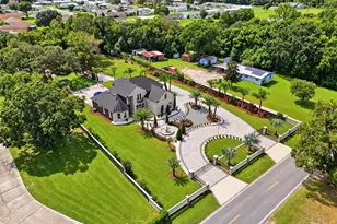 416 W Socrum Loop Rd, Lakeland, FL 33809 - Photo 1