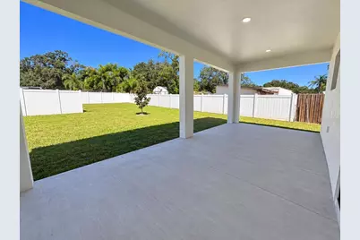 707 W Country Club Drive, Tampa, FL 33612 - Photo 30