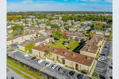 1000 Lake Of The Woods Boulevard #202H, Fern Park, FL 32730 - Photo 2