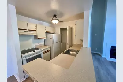 6100 Westgate Drive #201D, Orlando, FL 32835 - Photo 8