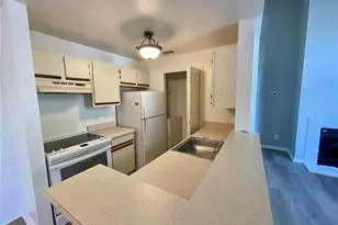 6100 Westgate Dr, Orlando, FL 32835 - Photo 8