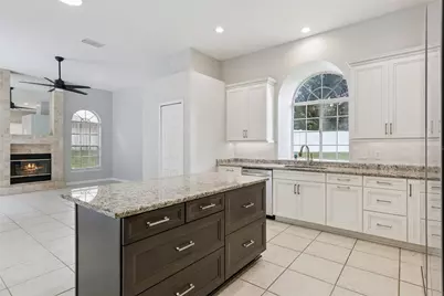 7830 Bridgestone Drive, Orlando, FL 32835 - Photo 10