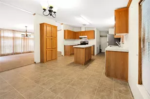 16145 SE 56 Pl Rd, Ocklawaha, FL 32179 - Photo 6
