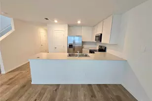 1030 Twins St, Davenport, FL 33837 - Photo 2