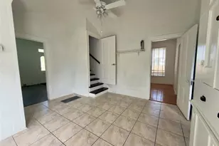 21 S Mary St, Eustis, FL 32726 - Photo 8