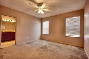 2272 Canyon Breeze Ave, Kissimmee, FL 34746 - Photo 10