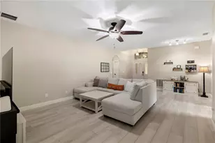 10227 Andover Point Cir, Orlando, FL 32825 - Photo 4