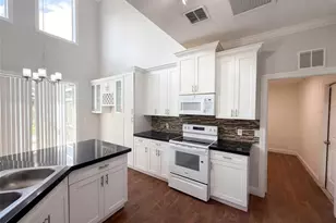 2541 Jasmine Trace Dr, Kissimmee, FL 34758 - Photo 6