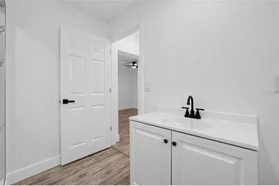 4050 26th Street N, Saint Petersburg, FL 33714 - Photo 28