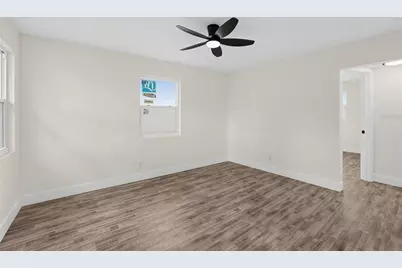 4050 26th Street N, Saint Petersburg, FL 33714 - Photo 12