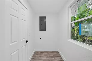 4050 26th St N, Saint Petersburg, FL 33714 - Photo 30
