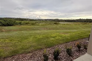 915 Lakefront Village Dr, Clermont, FL 34711 - Photo 6