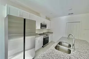 560 Walnut Ave, Orange City, FL 32763 - Photo 8