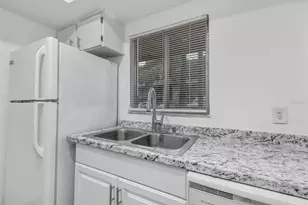 2025 San Marcos Dr SE, Winter Haven, FL 33880 - Photo 16