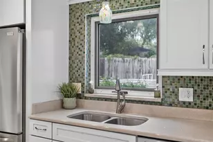 201 E Sweetwater Creek Dr, Longwood, FL 32779 - Photo 12