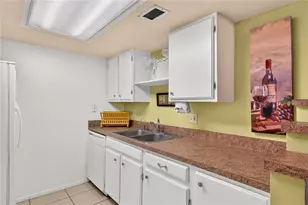 924 Lake Destiny Rd, Altamonte Springs, FL 32714 - Photo 14