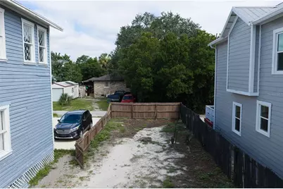 1912 E Columbus Drive, Tampa, FL 33605 - Photo 2