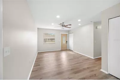 1221 E Court Street, Tarpon Springs, FL 34689 - Photo 10