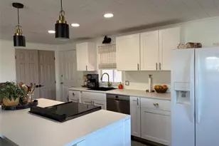 5221 Poinciana Cir, New Port Richey, FL 34653 - Photo 4