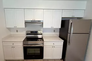10155 Donhill Ct, Orlando, FL 32821 - Photo 4