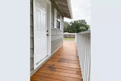 107 W Stevens Avenue, Eustis, FL 32726 - Photo 2
