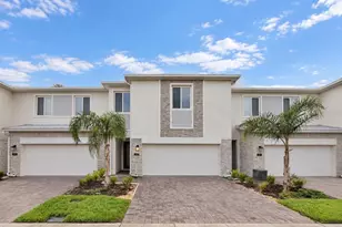 433 Bogey Dr, Davenport, FL 33896 - Photo 2