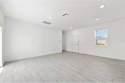 632 Hudson Valley Drive, Poinciana, FL 34759 - Photo 10