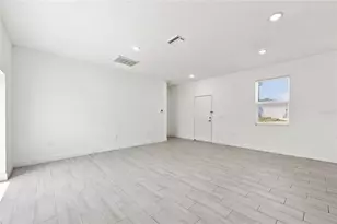 632 Hudson Valley Dr, Poinciana, FL 34759 - Photo 10