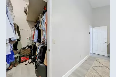 1275 Saint Tropez Circle #1275, Orlando, FL 32806 - Photo 16