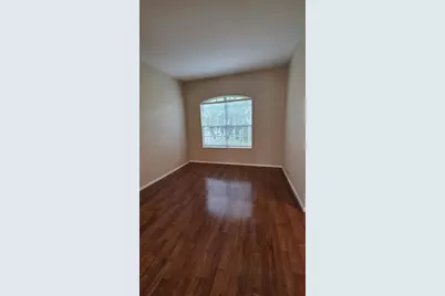 19205 Meadow Pine Drive, Tampa, FL 33647 - Photo 6