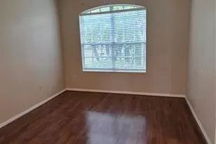 19205 Meadow Pine Dr, Tampa, FL 33647 - Photo 6