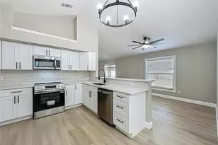 6911 Crescent Ridge Rd, Orlando, FL 32810 - Photo 14