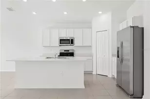 4753 Golden Knight Blvd, Kissimmee, FL 34746 - Photo 12