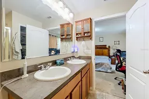6210 Windsor Lake Cir, Sanford, FL 32773 - Photo 22