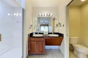 8101 Resort Village Dr, Orlando, FL 32821 - Photo 36