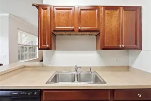 2586 Robert Trent Jones Dr, Orlando, FL 32835 - Photo 10